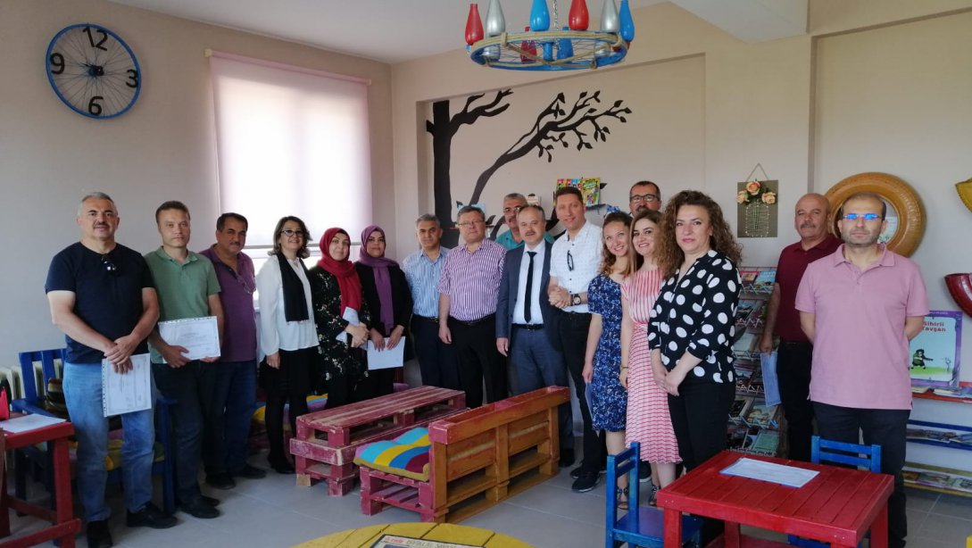 Hanife Memiş Aksoy İlkokulu Öğretmenlerine Çevre Dostu 1000 Okul Kapsamında Çevre Eğitimi