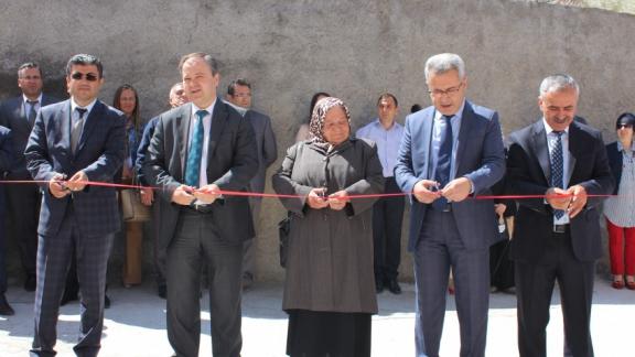 Ürgüp Atatürk Ortaokulunda "TÜBİTAK 4006 Bilim Fuarı" Açılışı Yapıldı