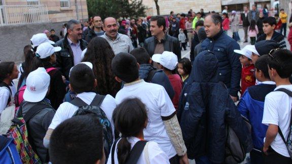 "Biz Anadoluyuz Projesi" Kapsamında İlçemize Misafir Gelen Öğrencileri Ağırladık