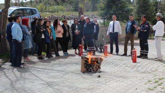 Mahalli Hizmetiçi Eğitim Planı Kapsamında Yangın Eğitimi Kursu Verildi