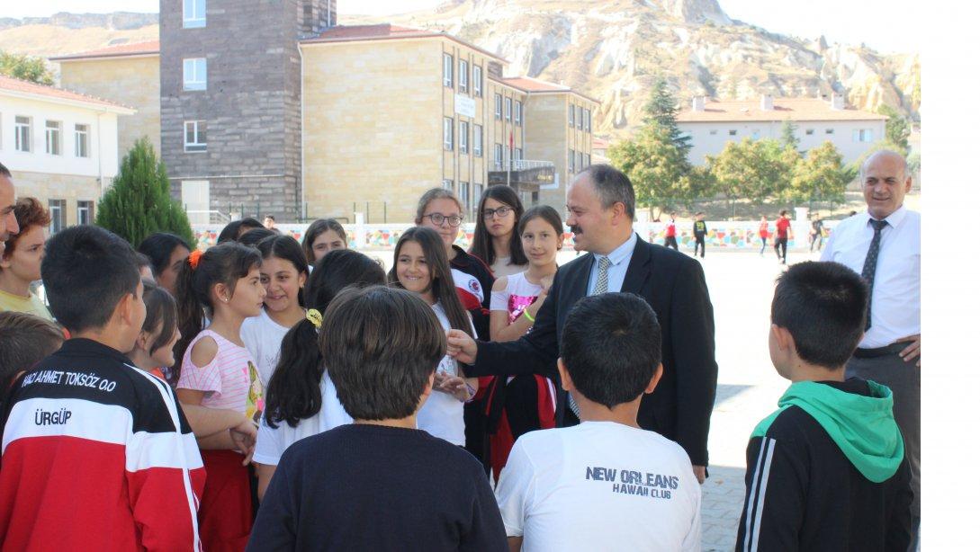 İlçe Milli Eğitim Müdürümüz Sayın Savaş Özdemir Hacı Ahmet Toksöz Ortaokulu'nu Ziyaret Etti
