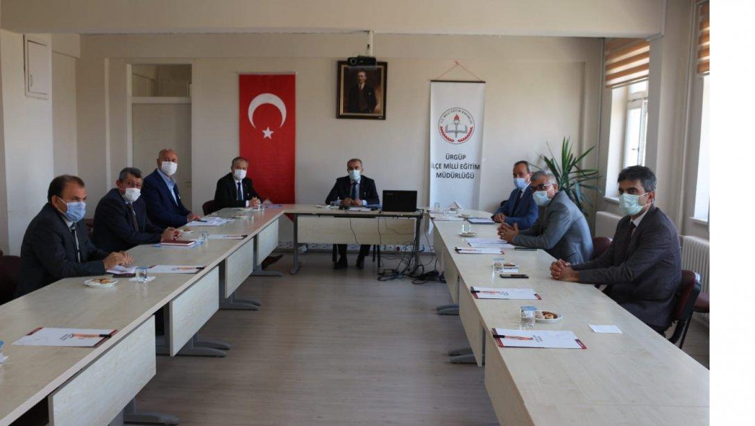 İl Milli Eğitim Müdürümüz Sayın Murat DEMİR Başkanlığında İlçe Milli Eğitim Müdürleri Değerlendirme Toplantısı Yapıldı.